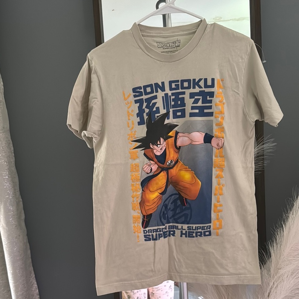 Cream‎ and Orange Anime Graphic Tees Short Sleeve